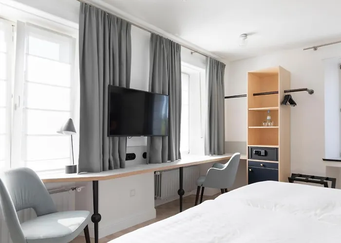 מלון Hotel-restaurant Beim Schlass Wiltz