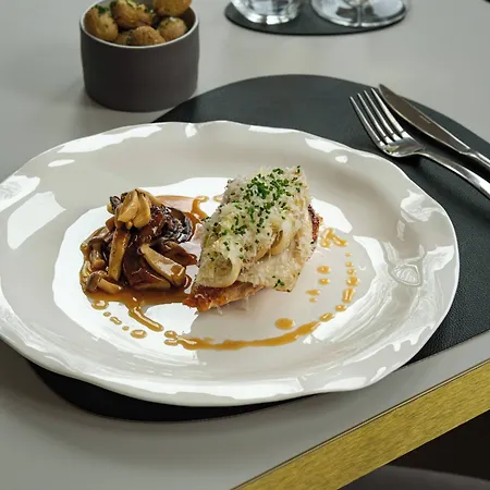 Hotel-restaurant Beim Schlass 3* ウイルツ