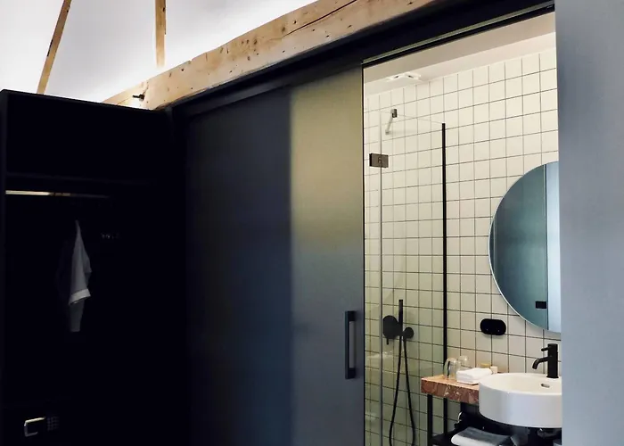 ホテル Hotel-restaurant Beim Schlass 3*